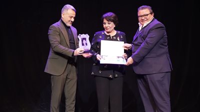 التفاصيل الكاملة لـ تكريم فردوس عبدالحميد بالمركز القومي للمسرح.. صور