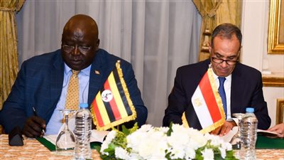 التوقيع على إعلان مشترك بين مصر وأوغندا