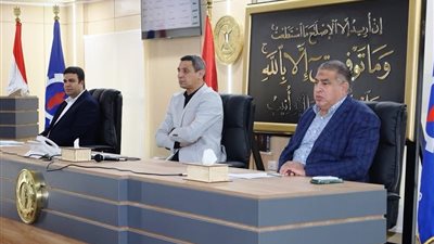 محافظ السويس: أهمية نشر الوعي لدى المواطنين للحفاظ على الأماكن العامة