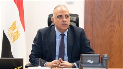 وزير الري يتابع تدريب المهندسين على أحدث تكنولوجيا معالجة المياه 