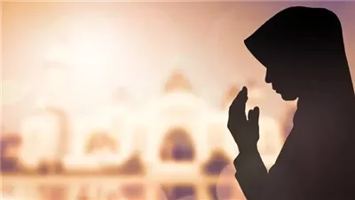 أقوى دعاء وتضرع بيوم الجمعة.. ردده في هذا الوقت الغالي