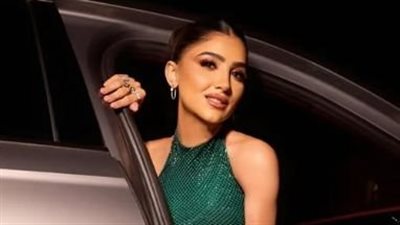 مي عمر زهرة النقاء في حفل افتتاح مهرجان البحر الأحمر السينمائي (صور)