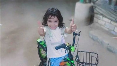 المشدد 18 سنة للمتهم بقتل الطفلة مكة انتقاما من والدها في منشأة القناطر