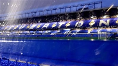 تأجيل ديربي إيفرتون وليفربول لسوء الأحوال الجوية 