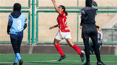 الأهلي يفوز على بيراميدز بسداسية في دوري كرة القدم النسائية