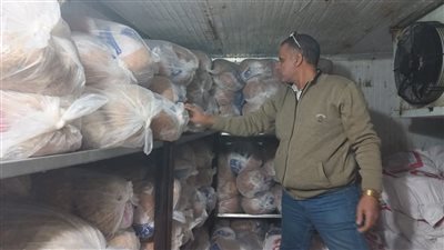 ضبط 10 أطنان مصنعات ومقطعات لحوم و دواجن فاسدة بالجيزة