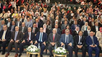 رئيس جامعة الدلتا التكنولوجية يشارك في مؤتمر المسئولية المجتمعية للجامعات