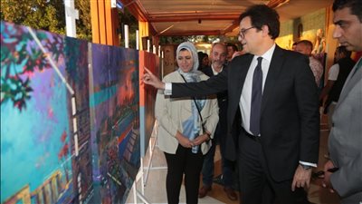 وزير الثقافة يشهد ختام ملتقى الأقصر الدولي للتصوير ويكرم الفنانين المشاركين