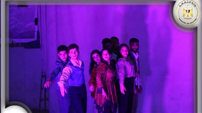 إقبال جماهيري كبير على مسرحية 