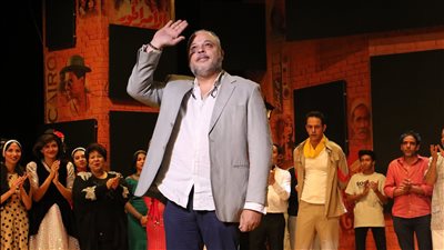 تامر عبدالمنعم يعلن تأجيل مسلسله بمية الدهب لرمضان 2026