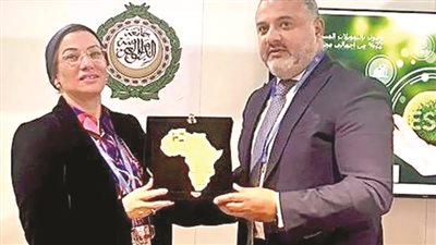 «التعمير والإسكان» يحصد الجائزة الذهبية للتمويل الأخضر فى مؤتمر المناخ COP29 بأذربيجان