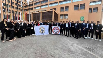 وفد طلابي من جامعة جنوب الوادي يُشارك بمؤتمر العلاج الطبيعي بالقاهرة 