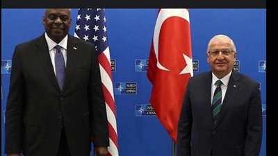 وزير الدفاع الأمريكي يؤكد لنظيره التركي ضرورة تجنب التصعيد في سوريا
