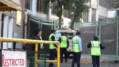 دلهي..40 مدرسة تتلقى رسائل تهديد بوجود قنابل والمطالبة ب30 ألف دولار