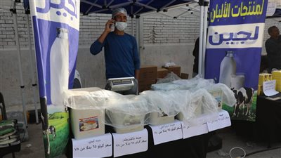  محافظ الجيزة يتابع تشغيل سوق اليوم الواحد بشارع مترو الساقية بحي العمرانية