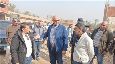 محافظ القليوبية يقود حملة لإزالة التعديات على الأراضي الزراعية بقرية القلج