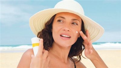 أضرار التعرض للأشعة فوق البنفسجية على البشرة