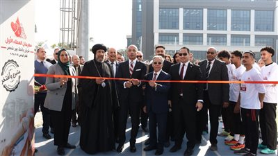 رئيس جامعة عين شمس: نسعى لتطوير الخدمات الطبية