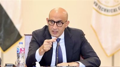 وزير التربية والتعليم: دمج الذكاء الاصطناعي في الفصول الدراسية