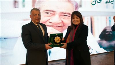 الإسماعيلية تحتفل بليلة ثقافية في حب الأبنودي 