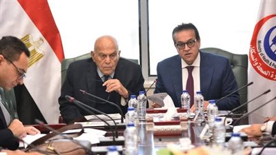 وزير الصحة يترأس اجتماع اللجنة العليا لزراعة الأعضاء