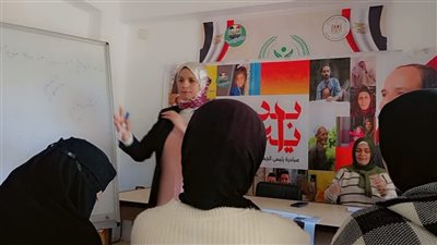 محافظ الفيوم يتابع الأنشطة والخدمات المقدمة ضمن فعاليات المبادرة الرئاسية 