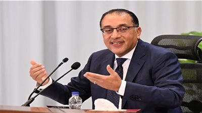 مدبولي يبدأ جولة تفقدية بعددٍ من المشروعات الصناعية والتنموية والخدمية ببورسعيد