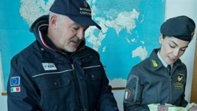 السلطات الإيطالية تضبط 600 كيلو من الفول السوداني المسرطن