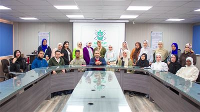 طلاب زراعة عين شمس في زيارة علمية للمركزي لمتبقيات المبيدات 