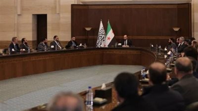 “القدس للدراسات”: العالم سيعطي الحكومة الانتقالية السورية الوقت والدعم