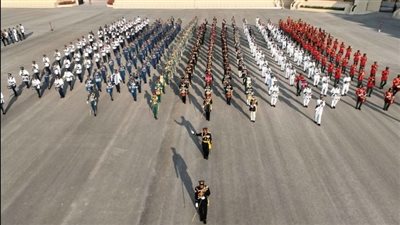 الجيش السلطاني العُماني يحتفل بيوم قوات السلطان المسلحة