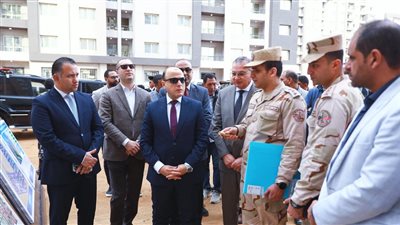محافظ كفر الشيخ يتفقد مشروع الـ 109 عمارة 