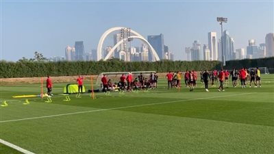 الأهلي يفتح الربع ساعة الأولى من مرانه في قطر أمام الإعلام