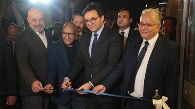 استلهام.. وزير الثقافة يفتتح الدورة الـ35 لصالون الشباب بمشاركة 238 فنانًا