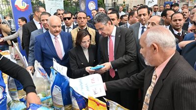 وزير التموين ومحافظ البحيرة يطلقان مبادرة 