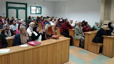 جامعة عين شمس تستضيف مدير مشروع تطوير القاهرة التاريخية في محاضرة