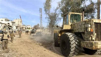 الجيش اللبناني يُزيل الذخائر غير المنفجرة من مخلفات العدوان.. صور