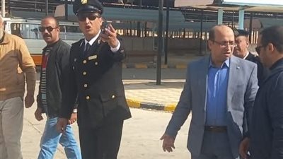 استرداد موقف سيارات الأجرة بمدينة سوهاج الجديدة وتشكيل مجلس إدارته