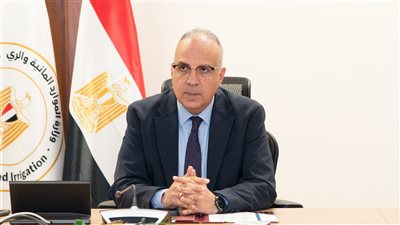 وزير الري يتابع موقف إيراد نهر النيل والموقف المائى خلال موسم الزراعات الشتوية