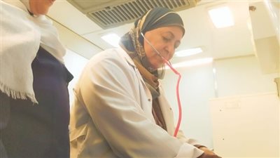 2500 مريض يستفيدون من خدمات القافلة الطبية بقرية الرست