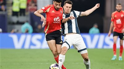 التعادل يحسم الشوط الأول بين الأهلي وباتشوكا