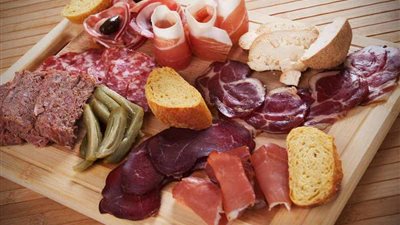 دراسة تكشف كيفية تأثير الإختيارات الغذائية على العمر؟