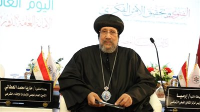 نيافة الأنبا إرميا: محبة الوطن تدفع الأفراد للعمل بإخلاص 