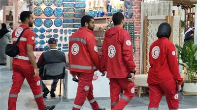 الهلال الأحمر المصري يقدم خدمات الإتاحة والطوارىء والإسعافات الأولية لزوار معرض 