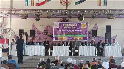 نشر ثقافة العمل الحر.. ندوة تفاعلية لنقابتي المعلمين والمهن الزراعية بقنا    