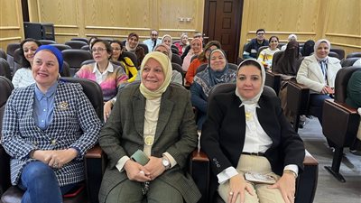 ندوة علمية بصيدلة عين شمس تناقش نزاهة البحث العلمي