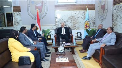 جامعة سوهاج تكرم أبطال برنامج 