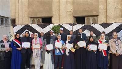 رئيس أزهر الغربية يفتتح معرض نادي اللغة الإنجليزية بكفر الزيات