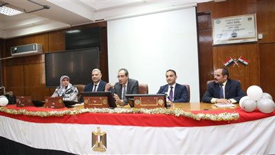 رئيس جامعة الفيوم يفتتح دورة إعداد المعلم الجامعي 