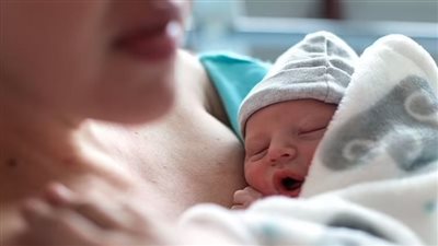سر الإقبال على الولادة القيصرية .. بحث بريطاني يكشف الأسباب
